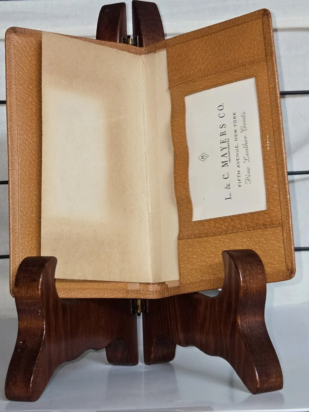 Vintage Rare L & C Mayers Co Genuine Pigskin Pocket Wallet